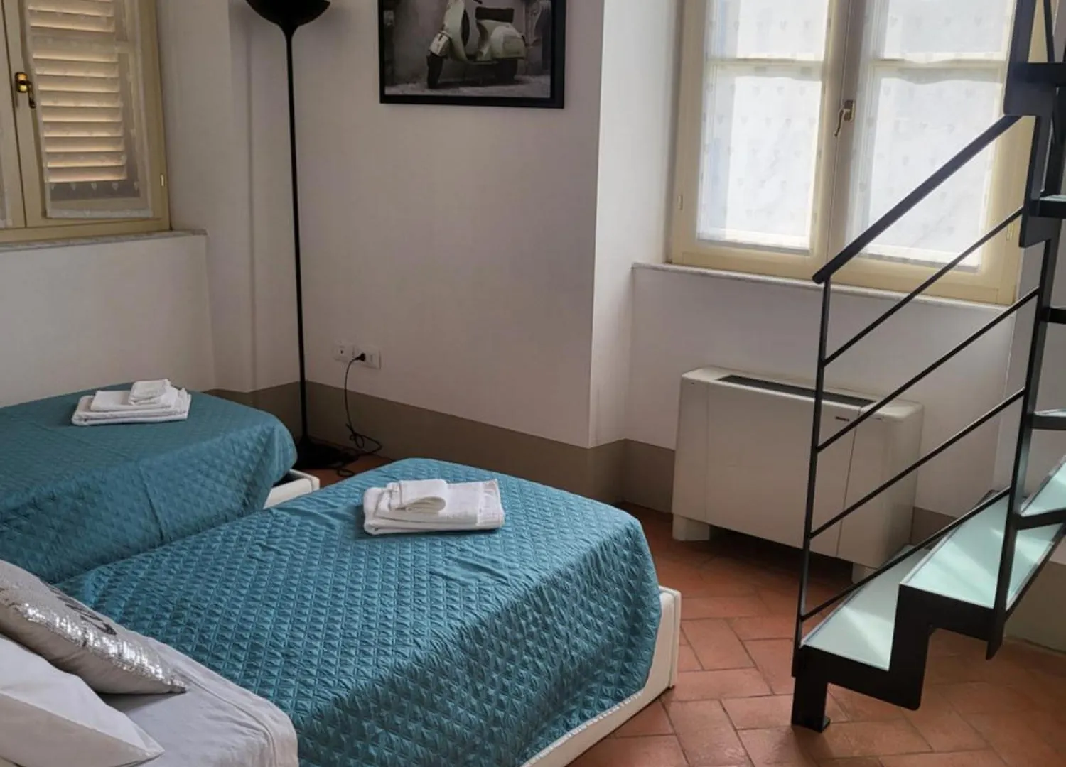 La Villa Apartments: Sardinia-Corsica Gateway with Secure Parking Livorno 0*,